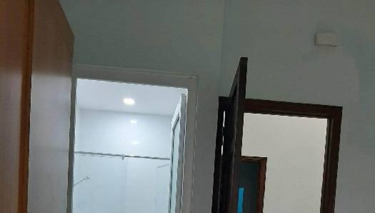 Nhà Đep Ở Ngay,Không QH,Bao Công Chứng,50,7m2 Giá 4,3tỉ