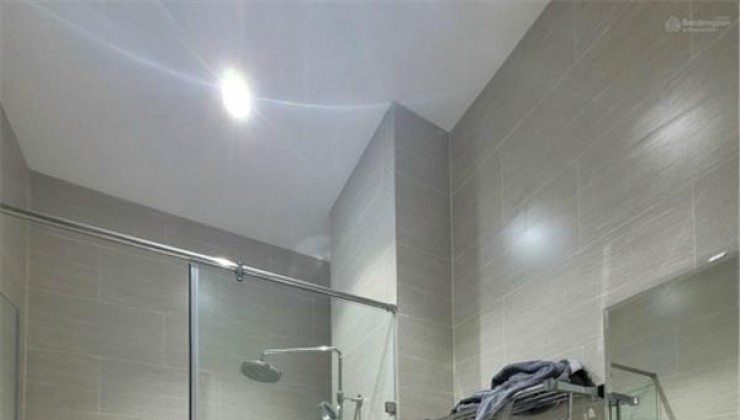 Bán nhà 2 tầng 120m2 12.8 tỷ. Mặt tiền đường nhựa 10m, sát đường Quốc Hương, Thảo Điền Quận 2