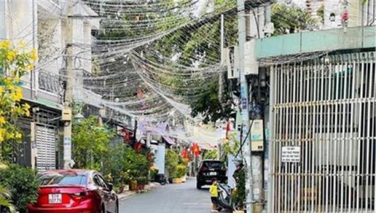 TRƯỜNG CHINH GIÁP PHAN HUY ÍCH - P15 - TÂN BÌNH GẦN SÂN BAY - NGAY BÊN CHUNG CƯ PHÚC YÊN - CHỢ - EMART