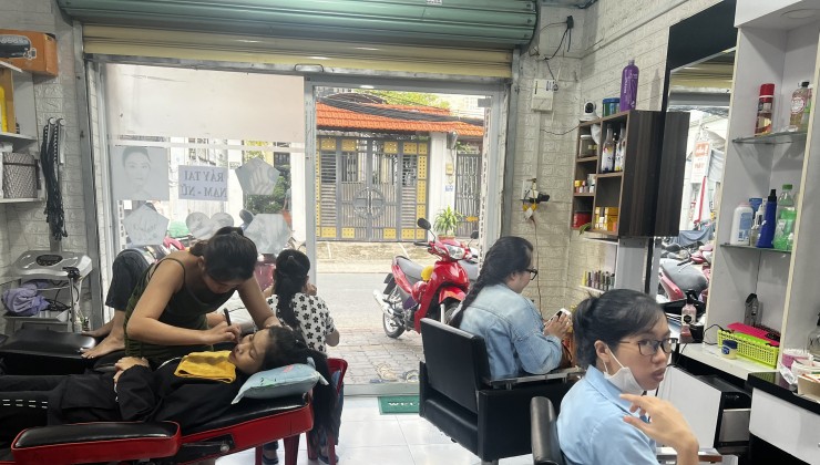 SANG NHƯỢNG TIỆM TÓC NAIL GỘI ĐẦU ĐỊA CHỈ 221 Bùi Văn Ba, phường Tân Thuận Đông, quận 7