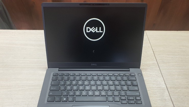 Dell Latitude 7300 i7 8665U/ 8GB/ 256GB SSD / 13.3