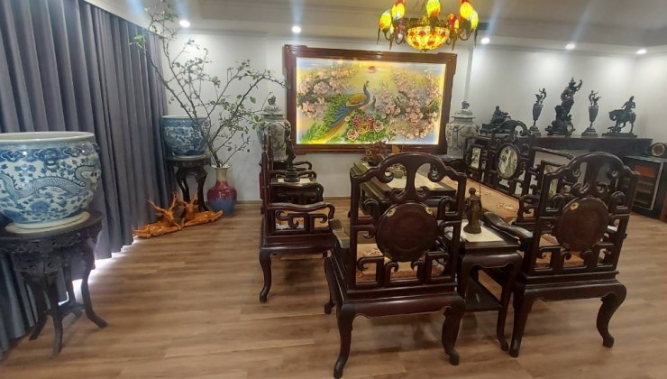 Hiếm!Bán nhà đẹp Vương Thừa Vũ, ô tô tránh, sổ A4 , 140m2x3T, 2x tỷ