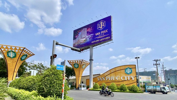 Nhà ngộp mặt tiền đường số - Hiệp Bình Phước Thủ Đức - Vạn Phúc City - Ô Tô đỗ cửa - 70m2 - Chỉ 3 Tỷ Nhĩnh