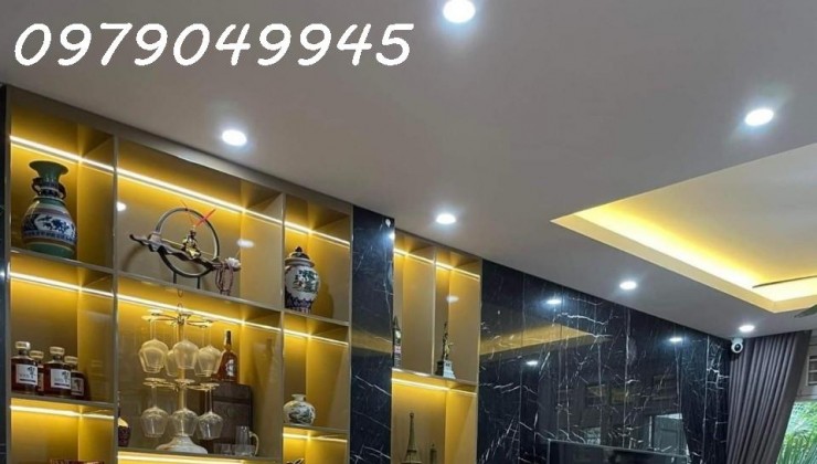 BÁN NHÀ ĐỨC DIỄN 35M2X5 TẦNG, MT=4M,Ô TÔ GẦN,TẶNG NỘI THẤT, 5.3 TỶ