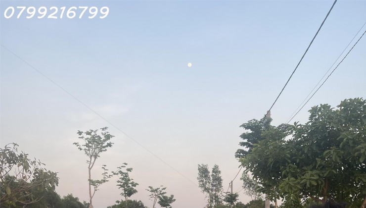 Bán gấp đất nền sổ sẵn Full thổ cư Bình Minh Trảng Bom Đồng Nai bao đẹp 1 sẹc QL1A. Gía bán trọn sổ 1 tỷ 150 /nền.LH 0799 216 799 em Trinh.