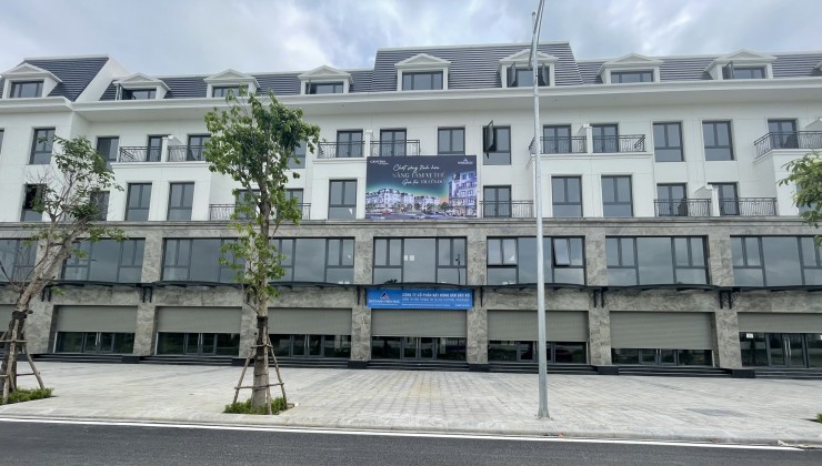 Bán căn Shophouse mặt đại lộ Nam Sông Mã, đối diện 6 tòa chung cư VinHome Star City Thanh Hóa. sở hữu lâu dài. 9 tỷ