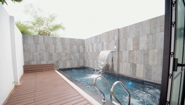 Cần bán căn Villas tâm huyết có bể bơi mặt tiền Xóm 5 Lại ThếTP Huế giá bán chỉ 5.3x tỷ