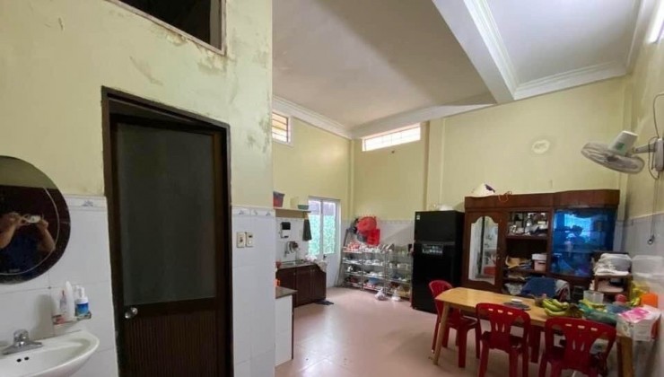 Bán nhà kiệt Võ Thị Sáu , Phú Hội thích hợp kinh doanh Homestay, Khách Sạn giá chỉ 7,5X Tỷ