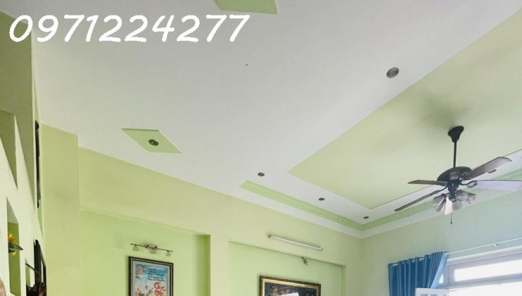 BÁN NHÀ - ĐƯỜNG LÃ XUÂN OAI - TĂNG NHƠN PHÚ B - THỦ ĐỨC - 100M2 ( 5 X 20 ) 2 TẦNG - 3PN - HẺM 5M - HOÀN CÔNG