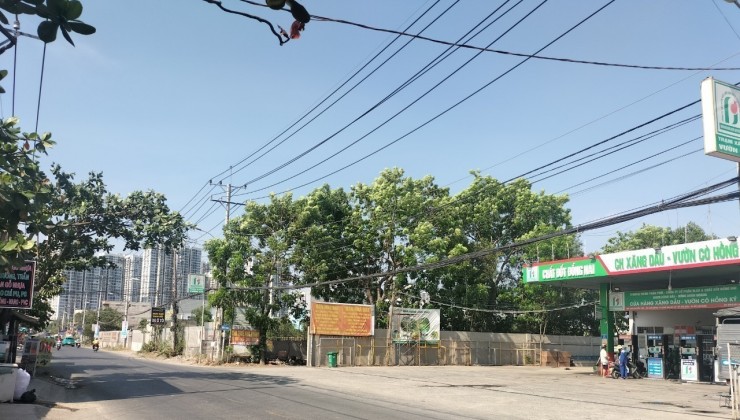 Cho thuê 6.400 m2 mặt tiền đường Nguyễn Xiển