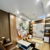 Nhà đẹp Linh Đàm, ô tô tránh 30 mét, tặng nội thất, 35m2, 4 tầng, 4 tầng, 4PN, giá 4.5 tỷ