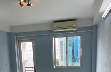 Cho thuê rẻ phòng trọ 30m2 sạch thoáng mát CMT8 Quận 3 TP.HCM