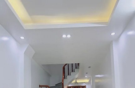 Bán Nhà Trung Phụng,  Đống Đa, Diện Tích 42m2, 4 Tầng Chắc Chắn, Gần Phố, Gía Nhỉnh 5 Tỷ.