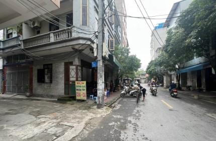 Bán Nhà Nguyễn Thái Học Thuộc Khu Phân Lô Ô TÔ TRÁNH  MẶT NGÕ THÔNG 2 PHỐ CÁCH PHỐ 1 NHÀ