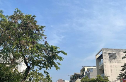 BÁN NHÀ - PHƯỜNG HIỆP BÌNH CHÁNH -  QUẬN THỦ ĐỨC - KHU VỰC HIẾM BÁN - HẺM XE HƠI TRÁNH - NHỈNH 10 TỶ TL