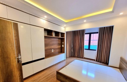 TIN THẬT -  BÁN NHÀ MẶT NGÕ NGUYỄN NGỌC VŨ - OTO ĐỖ CỬA - NHÀ MỚI ĐẸP 65M - 5 TẦNG - 13,8 TỶ.