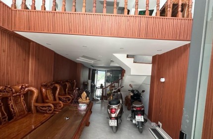 - F.TÂN QUY - QUẬN 7 - NHỈNH 4 TỶ 3 TẦNG - MẶT TIỀN ĐƯỜNG VỊ TRÍ ĐẮC ĐỊA -VỪA Ở VỪA KINH DOANH