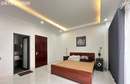 VIỆT HƯNG - NHÀ ĐẸP DÂN XÂY 78m2 - 4 TẦNG 4 NGỦ - Ô TÔ SÁT CỬA - CHỈ CHƯA ĐẾN 5 Tỷ 1