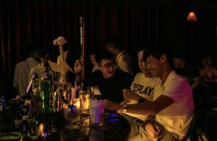 Cần Sang Nhượng Quán Cocktail Bar Siêu Đẹp Ở Hoàn Kiếm Hà Nội khu vực siêu đẹp phố cổ ăn chơi sầm uất Tạ Hiện