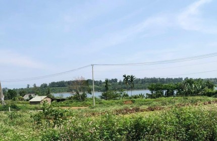 ĐẤT ĐẸP –CHÍNH CHỦ CẦN BÁN LÔ ĐẤT tại  TĐC Trần Hưng Đạo mặt đối diện hồ tây Đăkmil- Đắk Nông