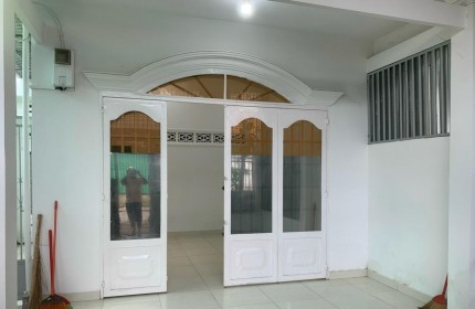 mặt tiền giá trong hẻm - 80m2 ngang 5,6m - tiện xây CHDV - hiệp bình phước thủ đức - chỉ 6,3 tỷ.