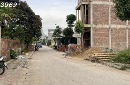 ĐẤT 1,8 TỶ. ĐẤT NỀN HÀNG CAU. CẦM SỔ VỀ. XÂY ĐƯỢC NGAY.  LH: 0966343969