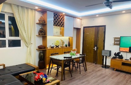 Mua bán nhà Cầu Giấy - DT 40m2 - 5 tầng - 5.9 tỷ, full nội thất, đang cho thuê dòng tiền 25tr/ tháng.