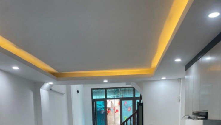 Yên Ngưu, Ngọc Hồi, 37m2, 3 tầng- 1 tum, 4 ngủ, Đường ôtô tránh, Chỉ nhỉnh 5 tỉ, LH 0904960958