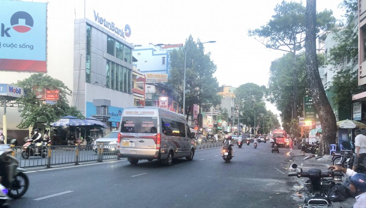 NHÀ BÁN An Bình - Trần Hưng Đạo - Chợ Hòa Bình P6-Q5  4m x 15m-1 trệt,1 lững, 2 Lầu,-4 PN, 4 WC. Giá chỉ có 4,5 Tỷ.