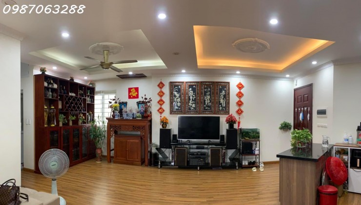 Bán chung cư đường Trần Thái Tông, Cầu Giấy 0987,063.288 S 159m2 & 109m2 3 ngủ 2 wc về ở luôn