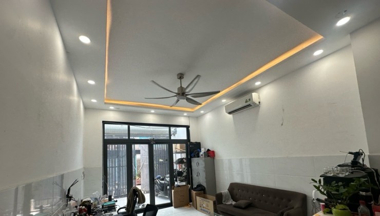 Bán nhà Phan Huy Ích, hẻm 6m xe hơi tránh, ngang đẹp – 70m2, 8.2 tỷ.