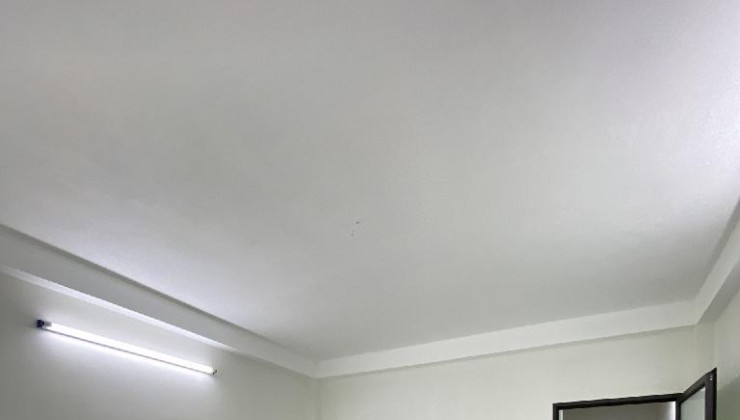 Bán nhà HXH Quận 10, Hồ Bá Kiện, 30m2, 3 tầng hoàn công đủ, chỉ 3.x tỷ TL mạnh