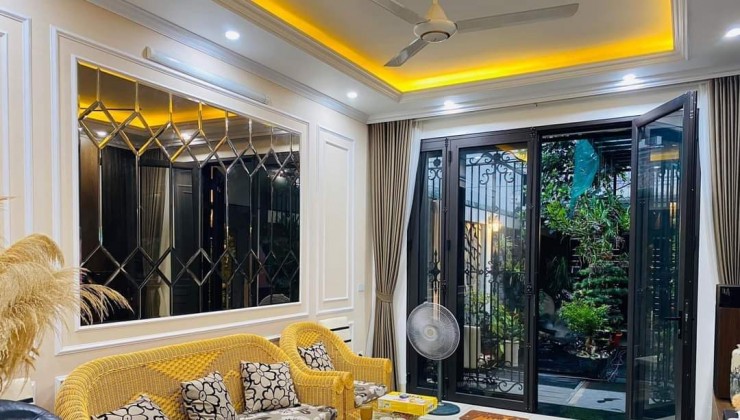 BÁN NHÀ KĐT ĐÔNG DƯ - GIA LÂM 
DT: 200M2 X 3 TẦNG, MẶT TIỀN 13M