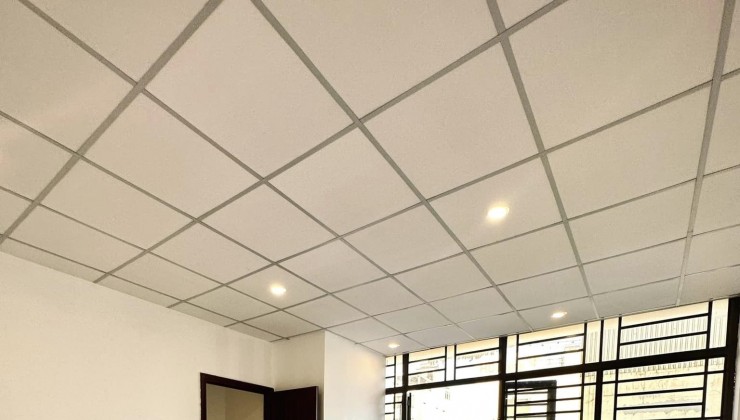 thịnh-  Ban Nhà ( Chu Văn An ) 2 tầng ,2PN ,2WC  - cách mặt tiền chỉ 50m. 3.25 tỷ