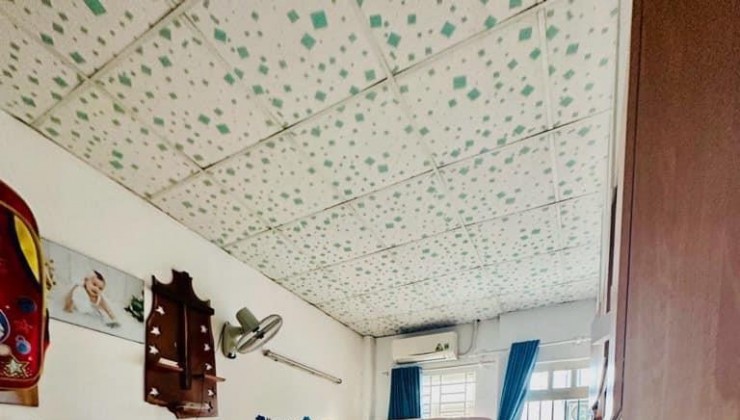 , TIỆN XD VĂN PHÒNG, KINH DOANH , DT ĐẸP 4.65x22m VỊ TRÍ ĐỈNH-