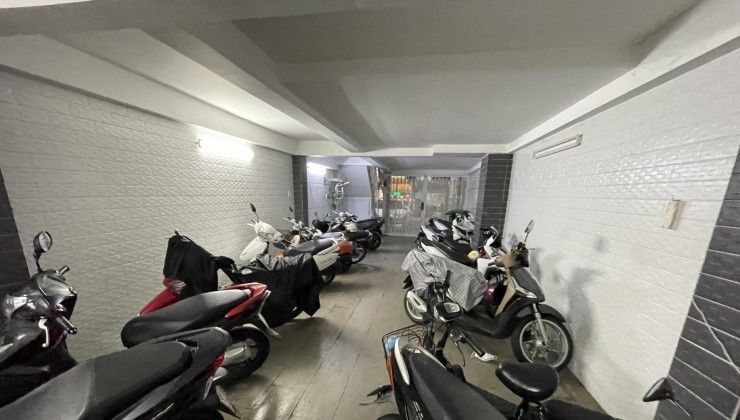 Nhà mặt tiền ngay Ngã tư 7 Hiền170m2 5 Tầng 20 P CHDV nhỉn 37 tỷ Tân Bình