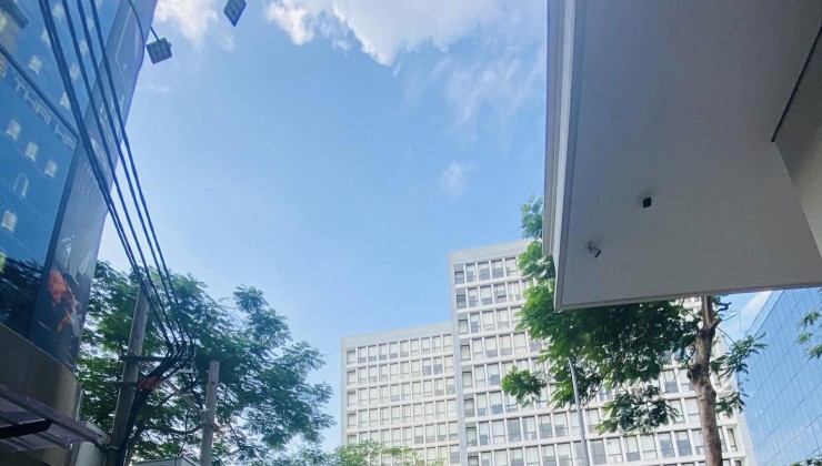 PHÂN KHÚC HIẾM- Phố Thái Hà 58m2/ 4Tầng/ MT 4m Nhỉnh 18 Tỷ, Ô Tô Tránh, K.Doanh