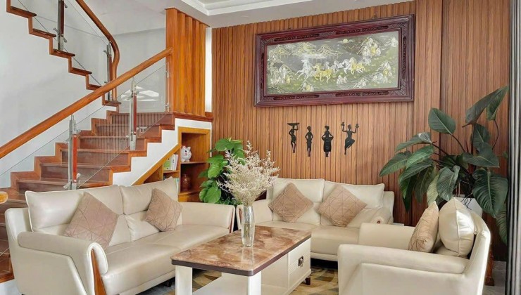 Cho thuê villa đẹp tại Hùng Vương Phường 10 Đà Lạt