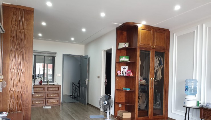 9 Tầng Thang Máy-Ô tô tránh Khu Thái Thịnh (Thái Hà) 70m2/ MT 4.5m 22.9 Tỷ