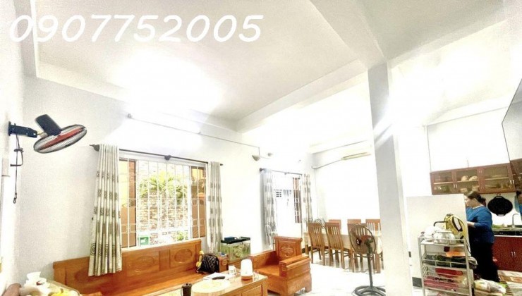 TRUNG TÂM LINH CHIỂU - NHÀ SIÊU ĐẸP - CHỈ HƠN 6 TỶ