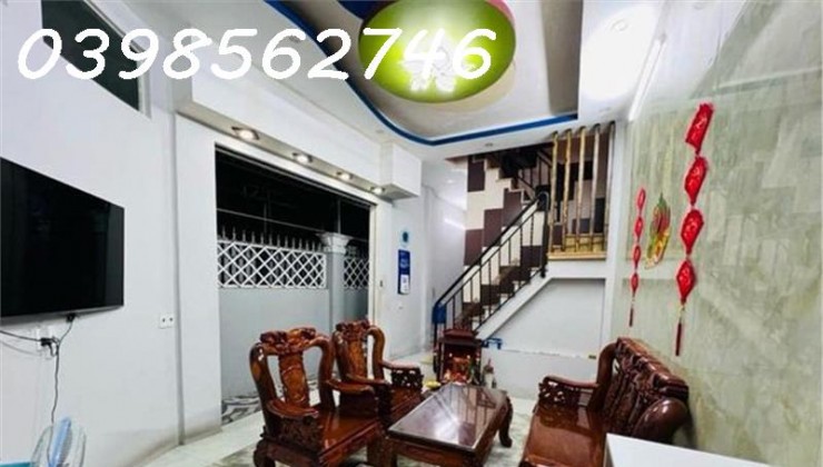 Bán nhà mặt tiền Quang Trung, 3 tầng, hẻm 8m, Gò Vấp, 56 m², nhỉnh 5tỷ