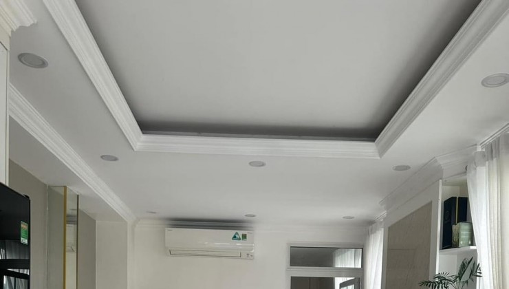 Bán nhà Mặt Phố Đồng Cổ 40m2- 7 tầng, chào giá 15.5 tỷ còn thương lượng.