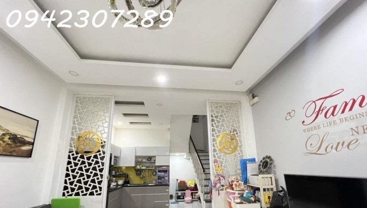 Chủ ngộp cần bán nhà Tân  Thành, Tân Phú- Chỉ nhỉnh 4 tỷ