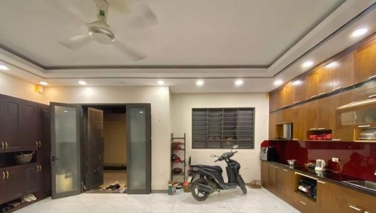 Bán nhà giáp khu đt Liền kề Xa La, Hà Đông DT55m2 Mặt tiền 4,2m Giá 8,3 Tỷ
