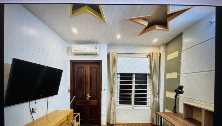 Siêu Phẩm Nguyễn Khánh Toàn, Cầu Giấy,40m2x6Tx4,4mt giá 10 tỷ