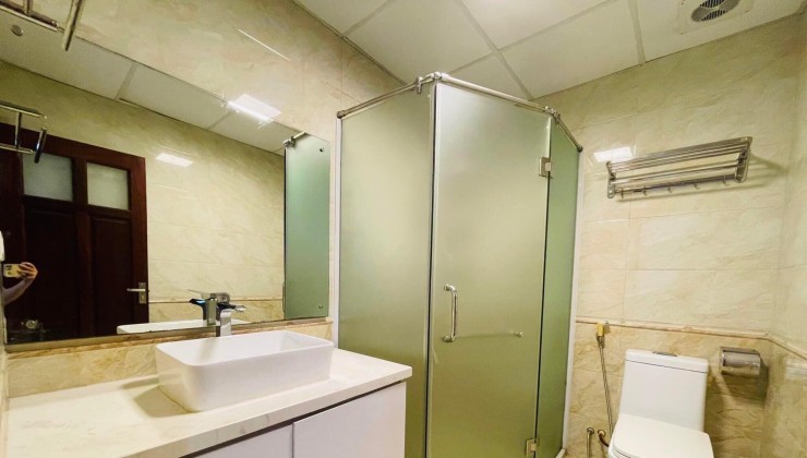 ĐỘC HIẾM-Mặt Phố Hoàng Văn Thái, Thanh Xuân 70m2/ 8Tầng 28 Tỷ,Vỉa hè, KD đỉnh