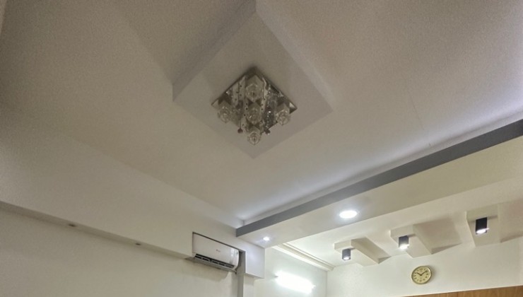 Bán nhà 3 tầng , vị trí chung tâm, Xô Viết Nghệ Tĩnh, 122m2, 7x24, 13 tỉ. Nhà đẹp ở luôn
