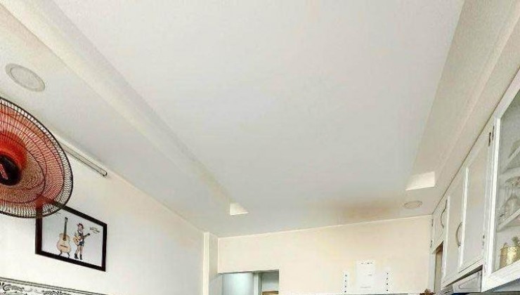 CHỈ 6.x TỶ NHÀ MỚI 3 TẦNG KHU PHÂN LÔ VIP 60M2 XE HƠI VÀO NHÀ KO LỘ GIỚI KO QUY HOẠCH - VUÔNG VỨC -
