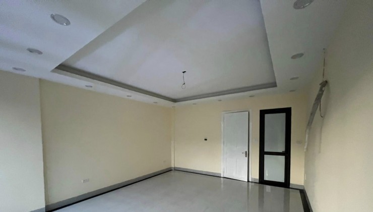 CHO THUÊ NHÀ NGÕ GỐC ĐỀ, HAI BÀ TRƯNG, 4 TẦNG, 40M2, 5 NGỦ, 14.5 TRIỆU