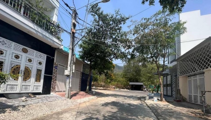 Bán lô Tái Định Cư Đất Lành - Vĩnh Thái- Nha Trang